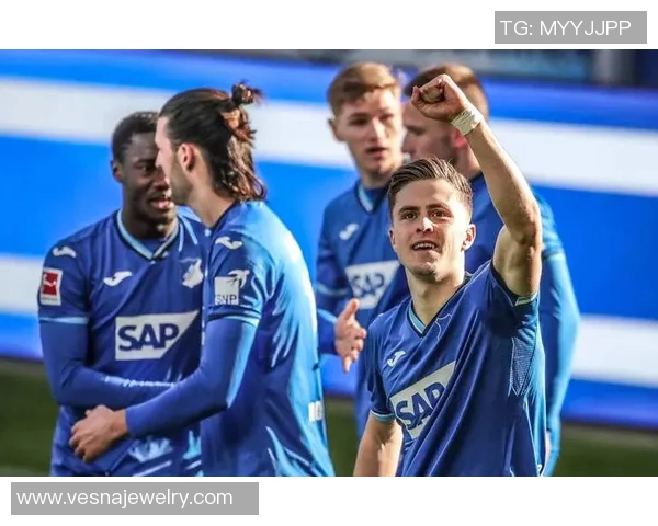 德甲霍芬海姆惨遭败绩,保级形势急转直下需紧急挽救 德甲霍芬海姆惨遭败绩,保级形势急转直下需紧急挽救